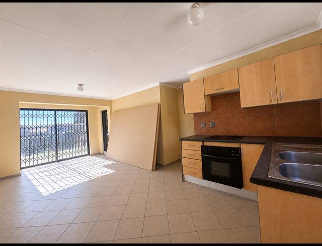 3 BEDROOM HOUSE FOR SALE IN BEDWORTH PARK